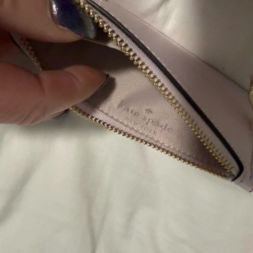 Kate Spade NWT PINK Lanyard with card slots on the back and Zip around pockets! - Picture 6 of 6
